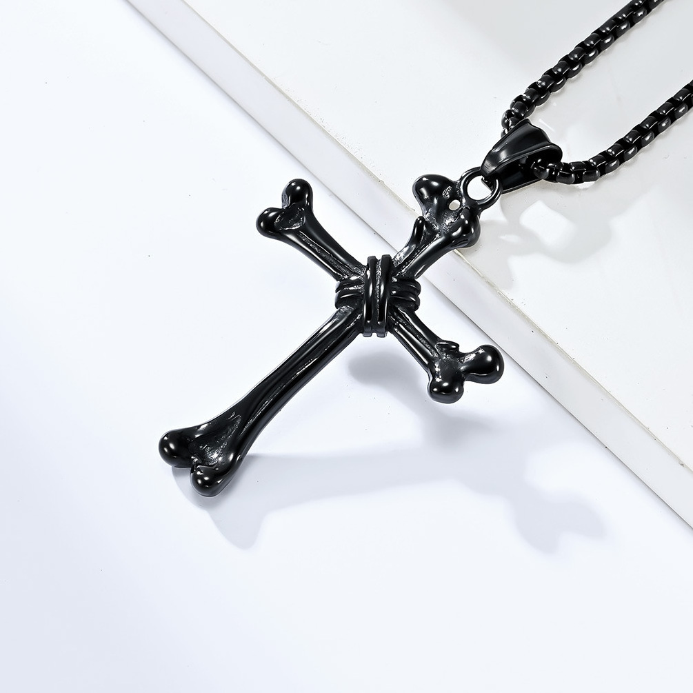 High Quality Stainless Steel Hollow Out Cross Pendant Necklace Eternal Celtic Cross Necklace Pendants For Men And Women