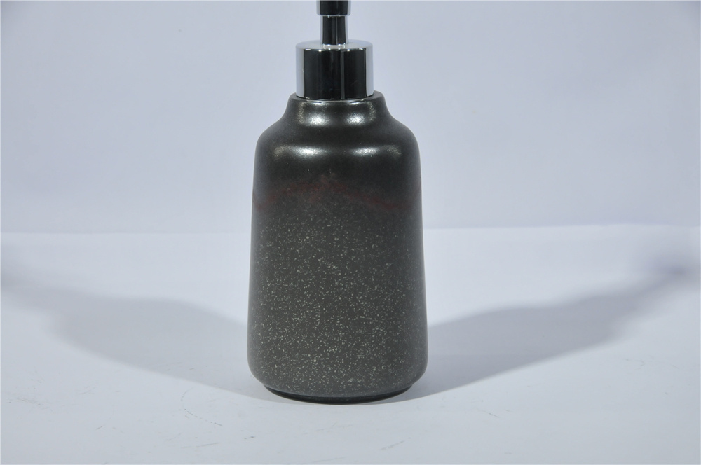 Custom dark grey lotion dispenser bottle set resin bathroom accessory set