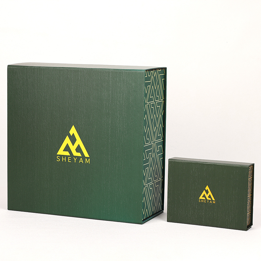 OEM Wholesale Price Paper Folding Packaging Shoe Clothing Box Magnetic Wedding Gift Box for Cosmetic Jewelry with Logo