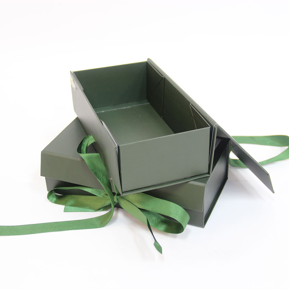 Customized Foldable Paper Gift Box With Logo Luxury Shipping Ribbon Handle Rectangular Folding Clothing Packaging Magnetic Box