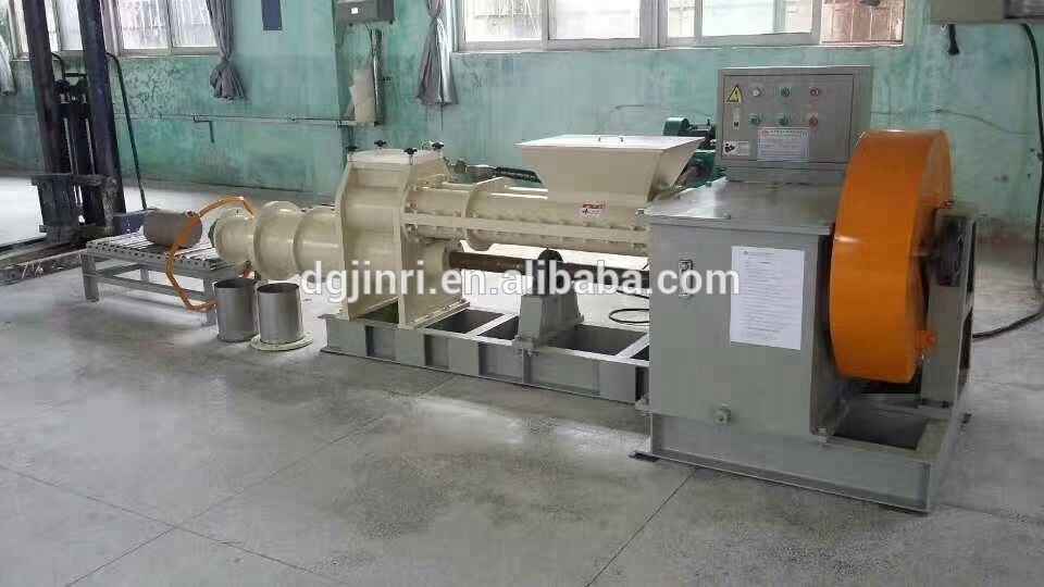 Large stainless steel vacuum pug mill for ceramics factory