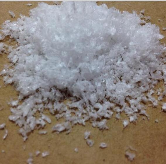 Artificial Snow Flake PE Fake Plastic Snowflakes For DIY Christmas Decoration Or Winter Holiday Decoration Free Sample