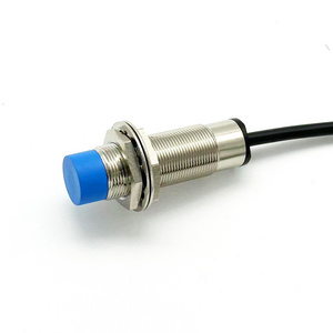 M18 Inductive type sensor PNP NO 8mm/12mm double distance metal detection proximity switch 24VDC high quality proximity sensor