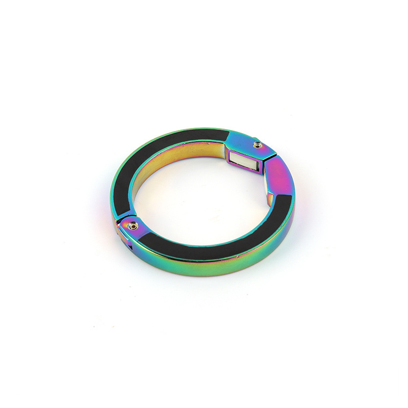 New design 5.85*37*48.85mm zinc alloy with locking spring ring is suitable for keychain pendant and table mat bag hanger.