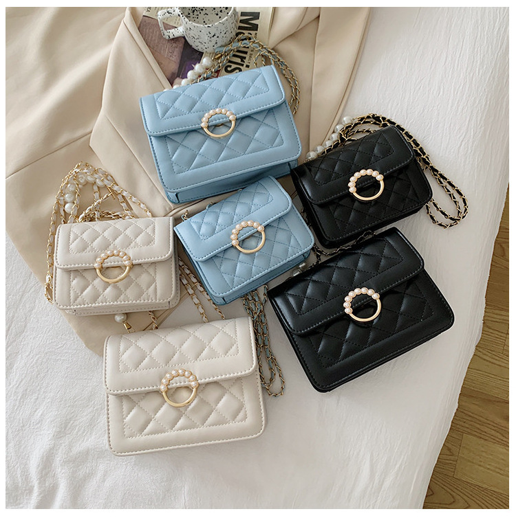 Lb674 Manufacturer Wholesale Cheap Handbag For Woman Pearl Chain Diamond Pu Leather Bags New Small Square Quality Handbags