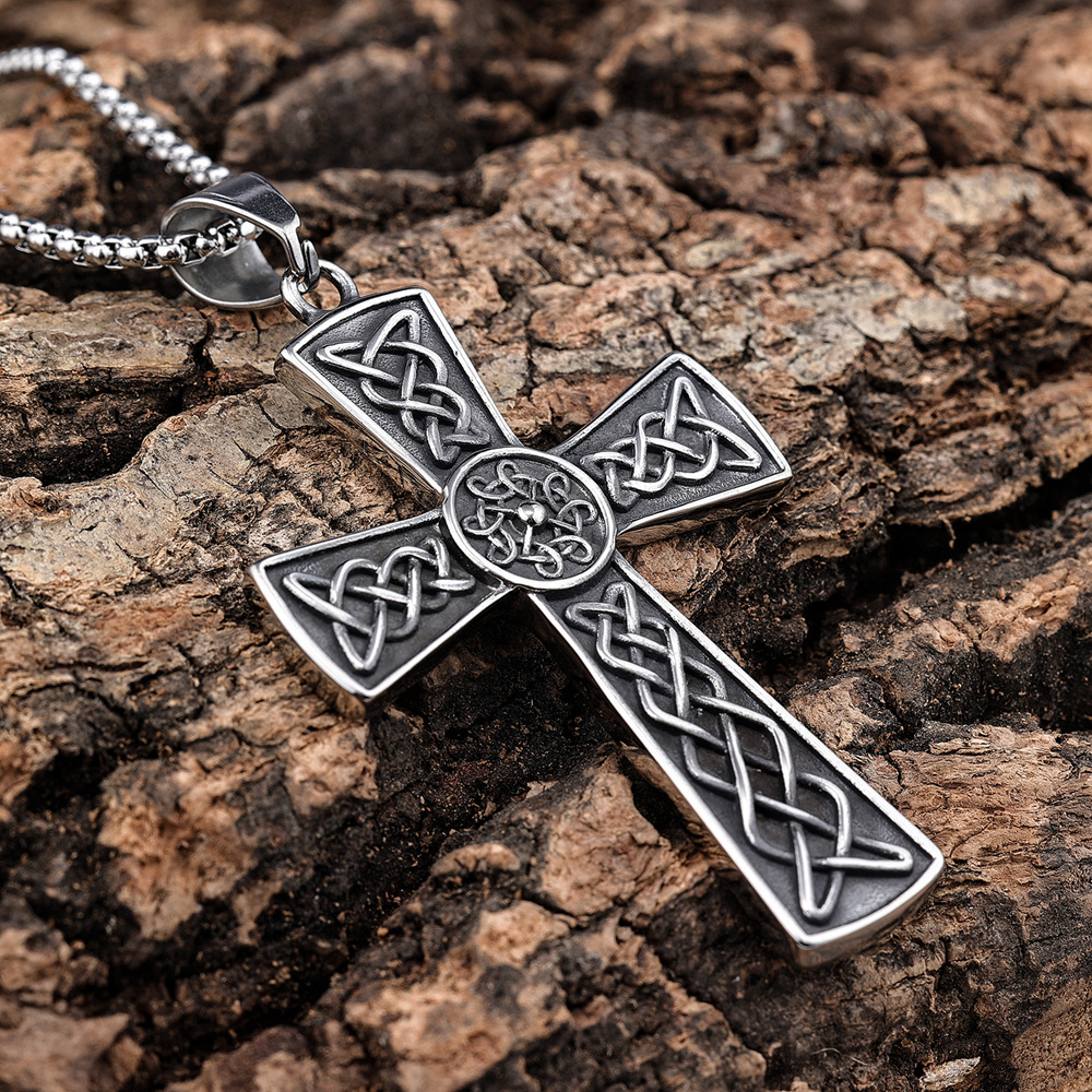 RTS Wholesale retro fashion jewelry stainless steel vintage big norse viking Irish celtic knots cross necklace pendant for man