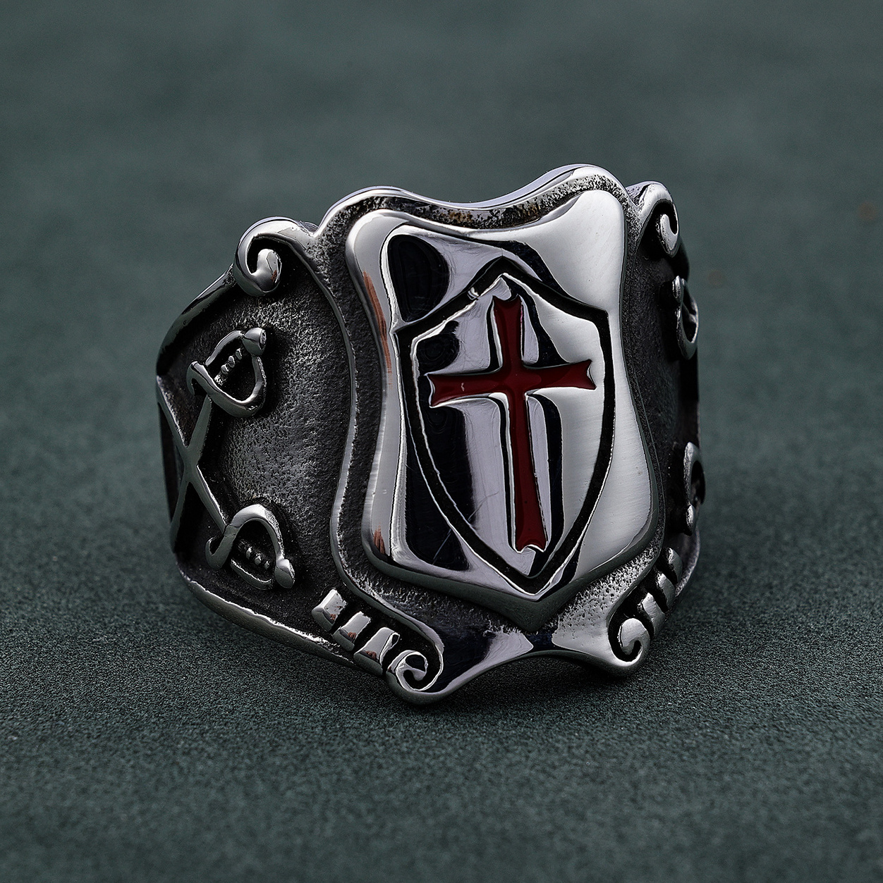 Stainless Steel Europe medieval style Jewelry ring red cross shield double swords knight templar crusaders signet rings for men