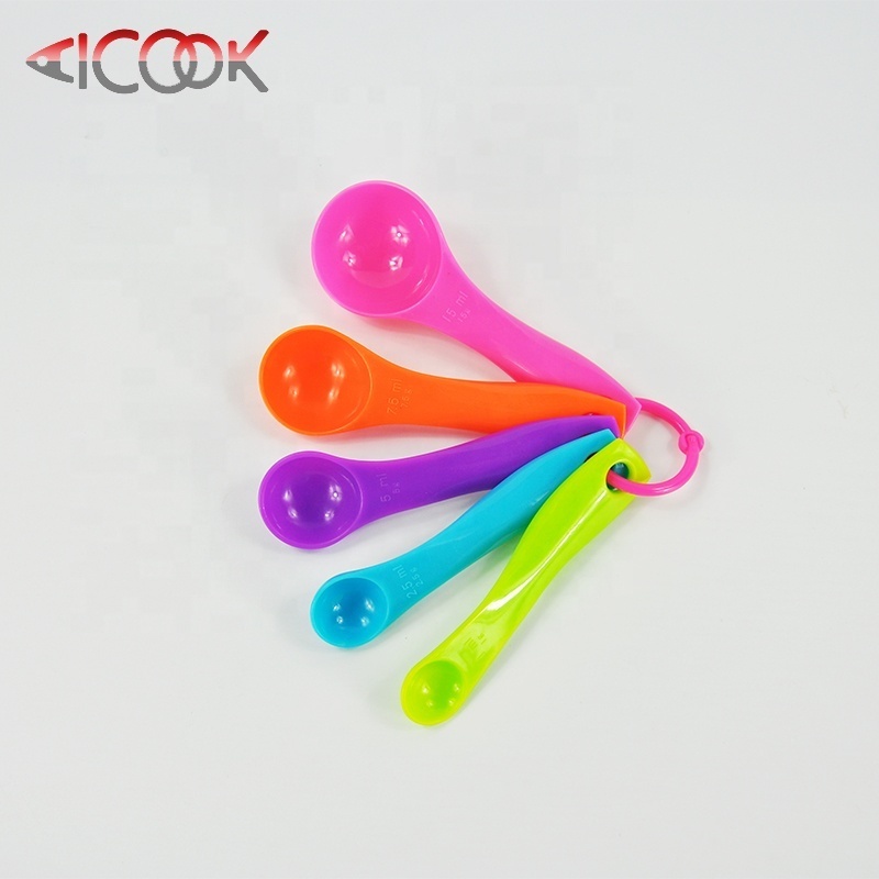 China supplied kitchen accessory plastic measuring spoon