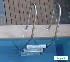 1.2 mm thickness Stainless portable Steel pool escalator 4 steps Swimming pool ladder