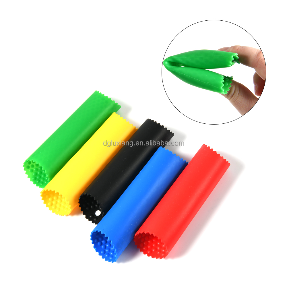 Kitchen Garlic Peeler Skin Silicone Garlic Cloves Easy Roller Peeling Press Tube Useful Kitchen Tool Manual Garlic Press