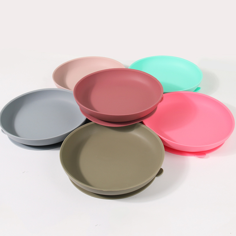 Cute Large Capacity Eco-friendly Degradable Tasteless Food Grade Silicone Baby Round Feeding Suction Plate