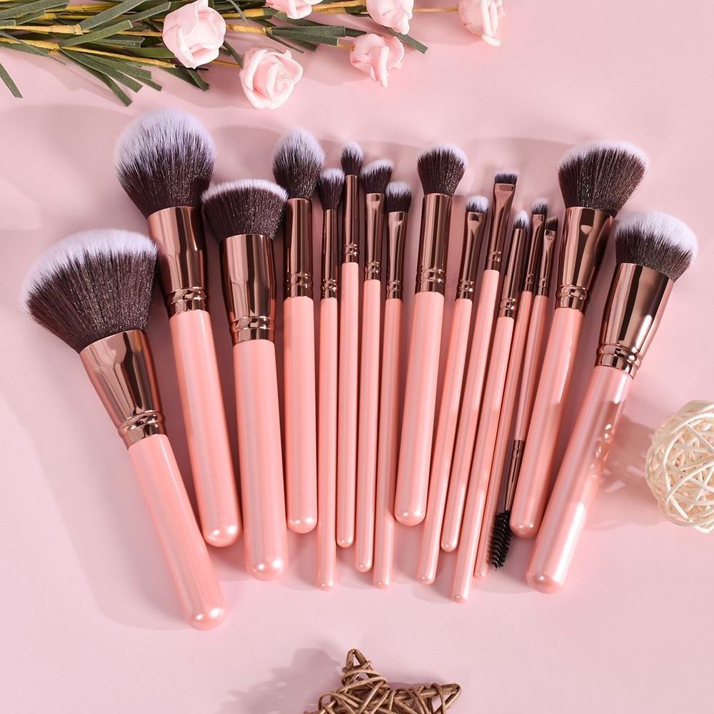 2023 Luxury Brush Natural Pile Hair High quality Famous Brand Flat Round Foundation Goat Hair Makeup Brushes