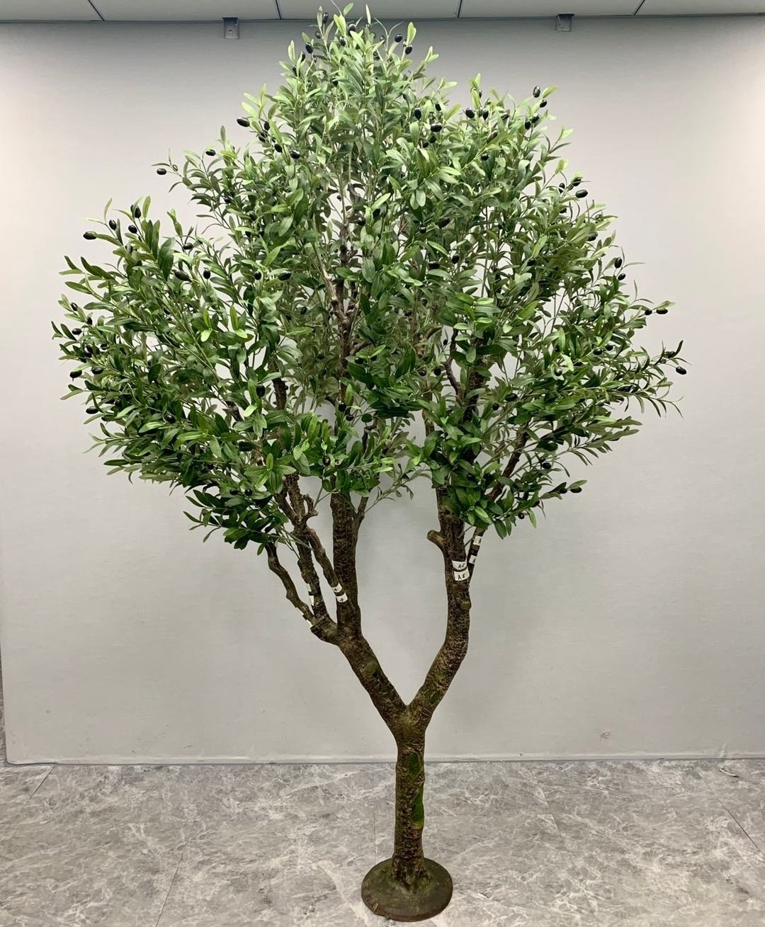 Wholesale Artificial olive Bonsai Plants Artificial Fruit Tree for Decor Star Quantity Airport Wedding