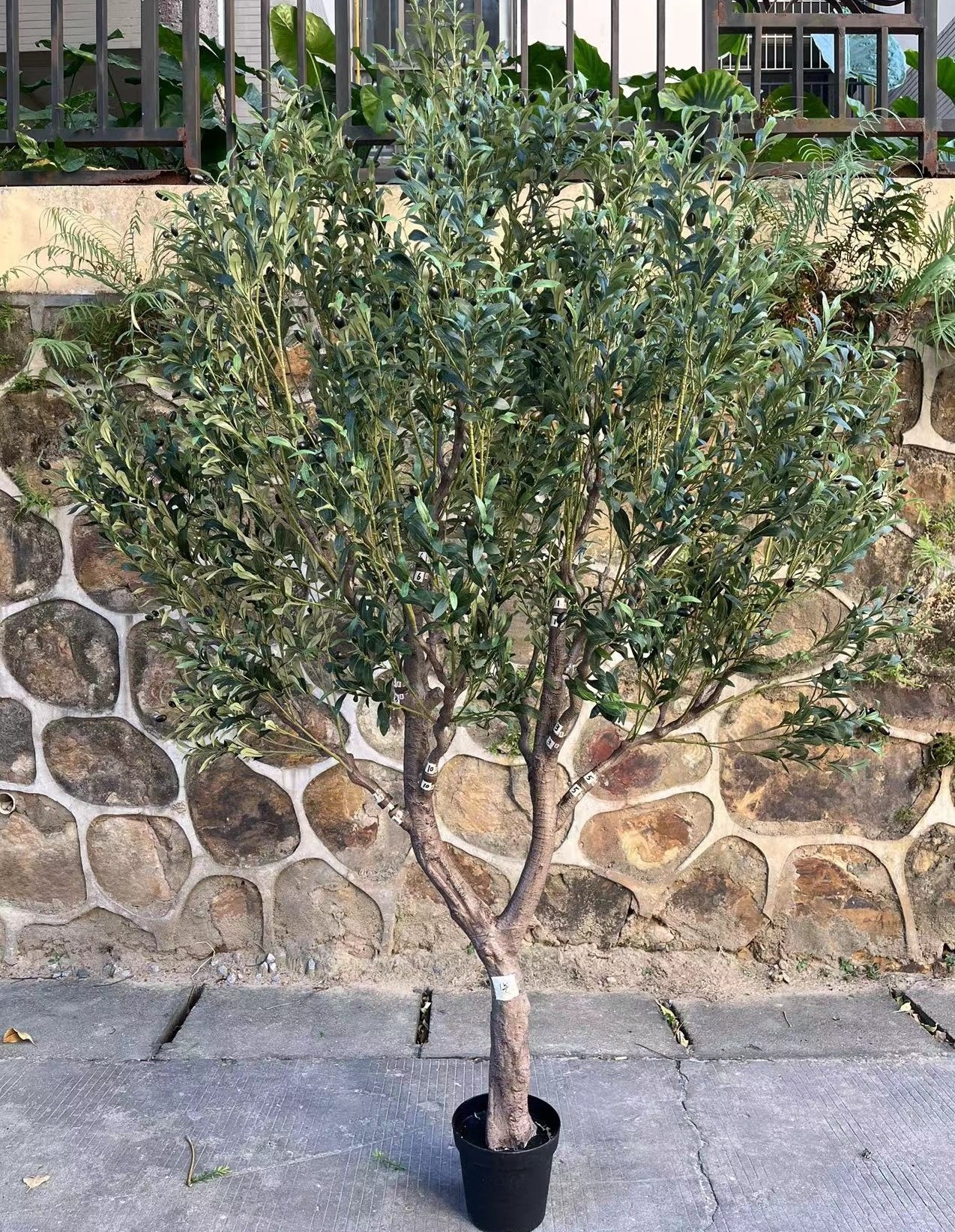 Wholesale Artificial olive Bonsai Plants Artificial Fruit Tree for Decor Star Quantity Airport Wedding