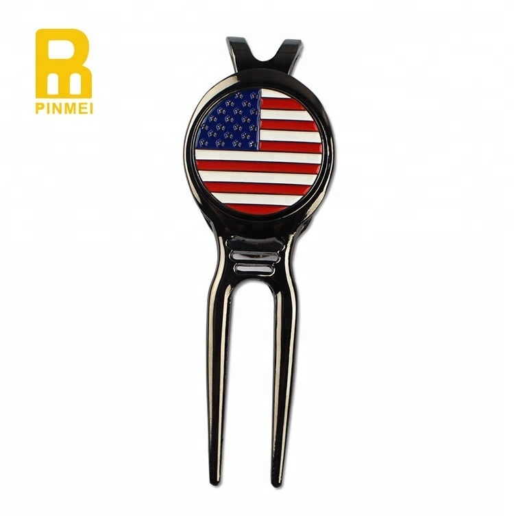 zinc alloy custom golf magnetic divot tools with belt clip and different ball markers set