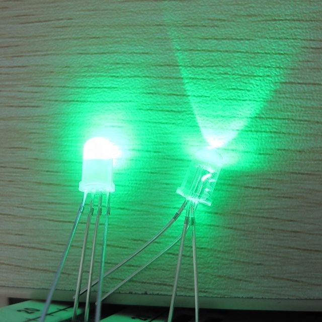 China Factory Good quality 5mm round 4 legs led rgb diodes common anode common cathode with water clear lens milky diffused lens