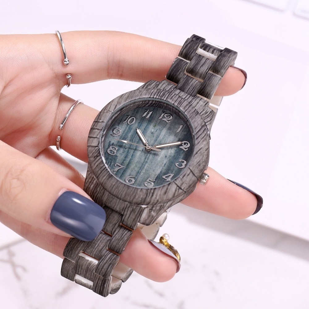 Wholesale Cheap Geometric Wood Grain Design Watch Woman Lady simple casual Fashion Quartz Watch Wristwatch Clock For Men