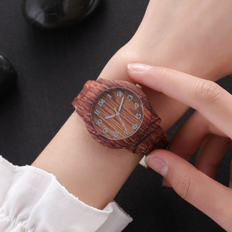 Wholesale Cheap Geometric Wood Grain Design Watch Woman Lady simple casual Fashion Quartz Watch Wristwatch Clock For Men