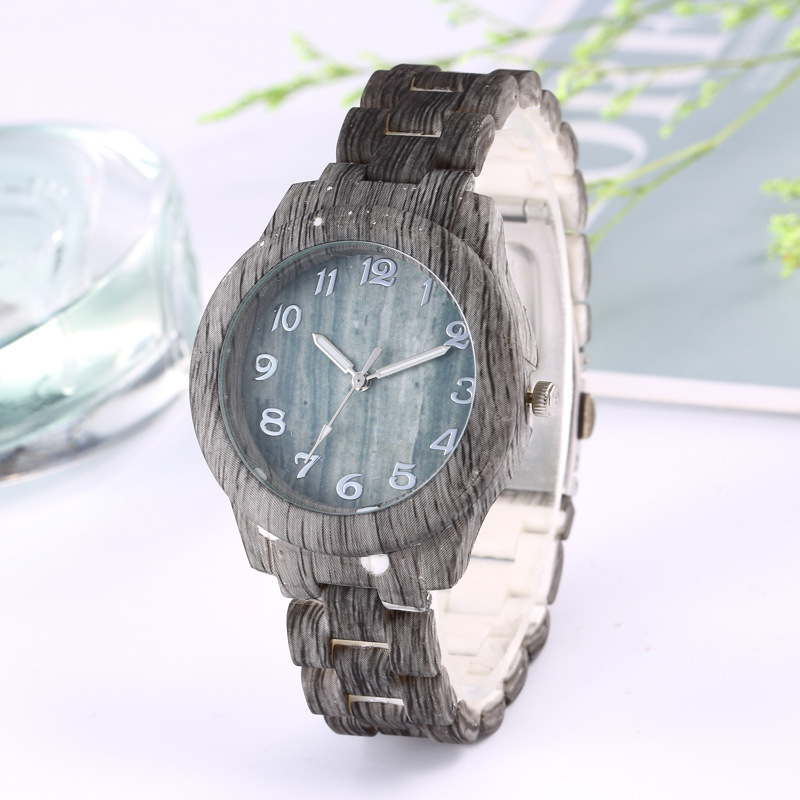 Wholesale Cheap Geometric Wood Grain Design Watch Woman Lady simple casual Fashion Quartz Watch Wristwatch Clock For Men