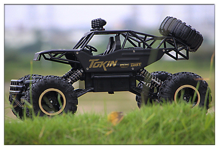 Super large remote control car drift OFF road vehicle four wheel drive climbing foot car high speed racing boy charging toy car