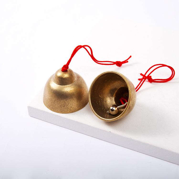 China Factory Supply Antique Brass Jingle Bell With Red Rope Door Bell For Home Decoration