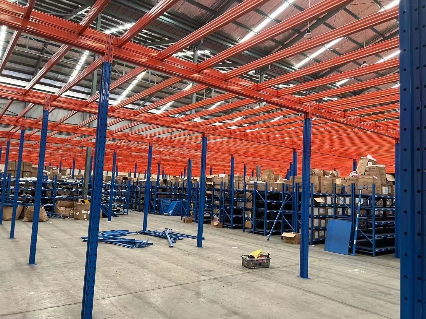 Wholesale warehouse shelves mezzanine steel Ladder Multi Floor modular racking platform mezzanine shelving attic