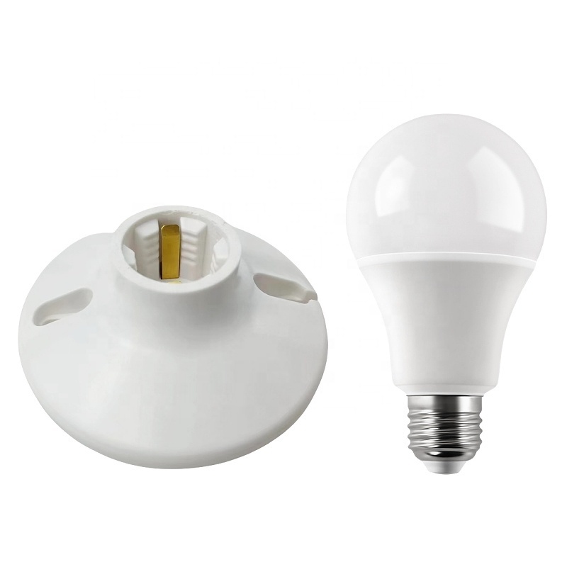 Hot selling 660W 250V white light bulb holder plastic lampholder with pull chain medium base