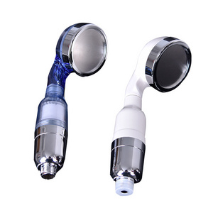 Modern Vitamin C Micro Shower Head Beauty Thermometer Bathroom Vitamin Shower Head Filters Balls