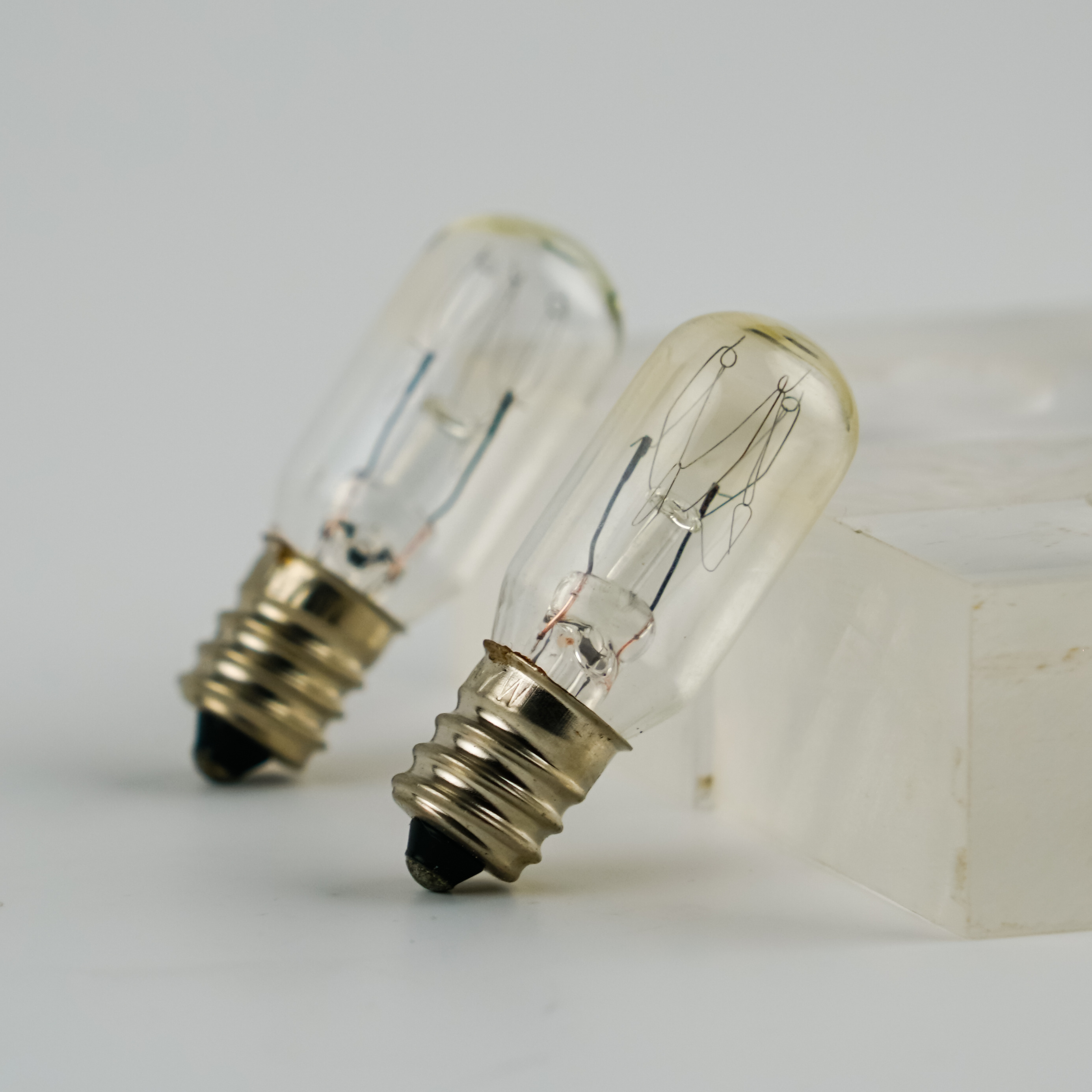 T6 Incandescent Bulb T20 E12 BULB 110-130V Clear bulb 10W 25W