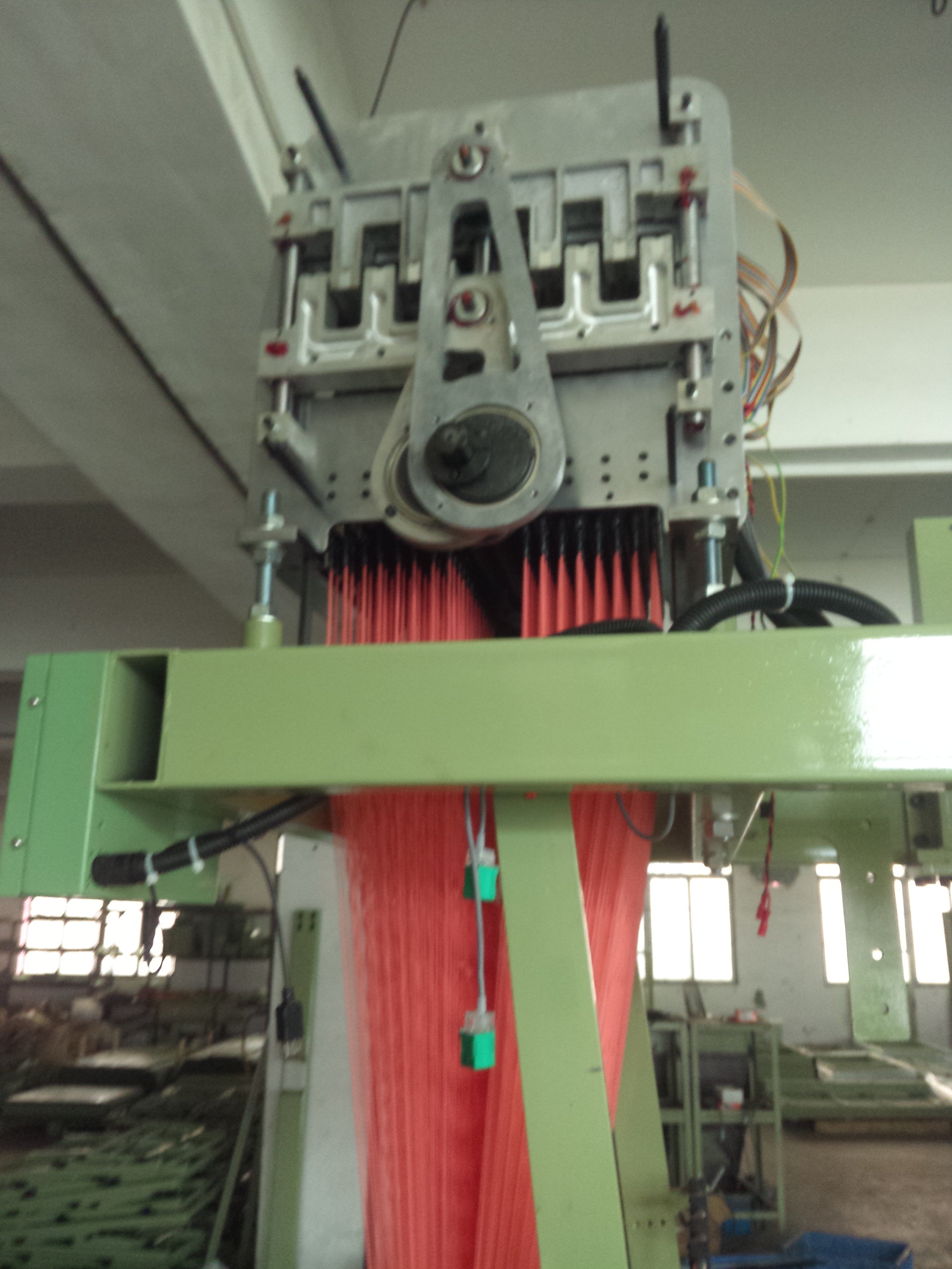 Auto lace making machine saree weaving machine