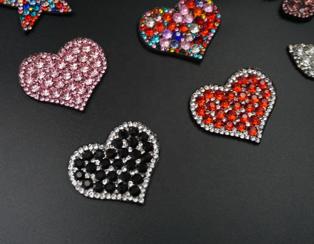 Fabric Sticker Apparel Accessories Glue on Clothes Rhinestone Sticker Appliques Badge heart shaped patches