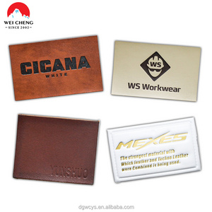 UV Digital Printing Patches Custom Debossed Colorful Logo Printing PU Leather Labels for Jeans