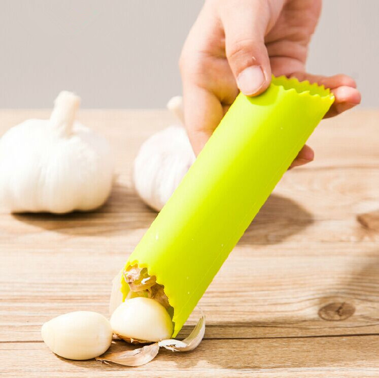 Sedex Audited Factory Food Grade Garlic Peeler Silicone Easy Roller Tube Garlic Press Peeler And Crusher Useful Kitchen Tool