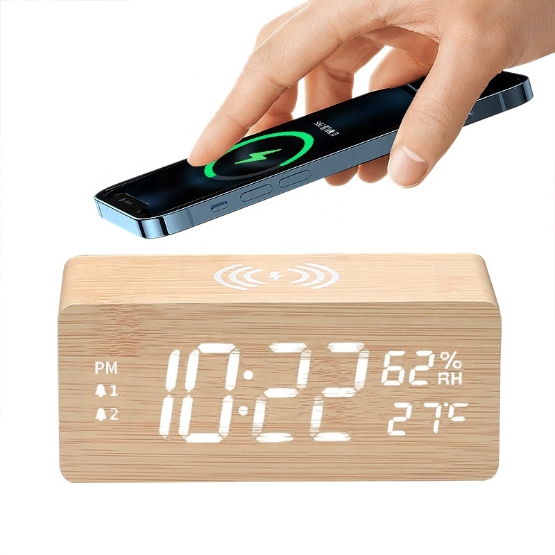 Hotsale Wooden Alarm Clock Fast Qi Phone Wireless Charger Display Humidity Date Digital Wooden Alarm Clock And Phone Charger