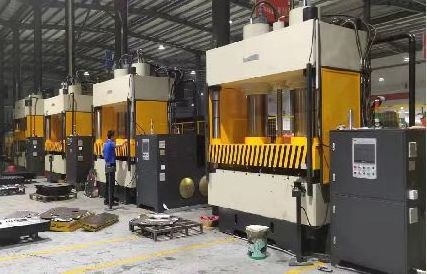 2023 China product 650 ton hydraulic cold forging press machine for gear product