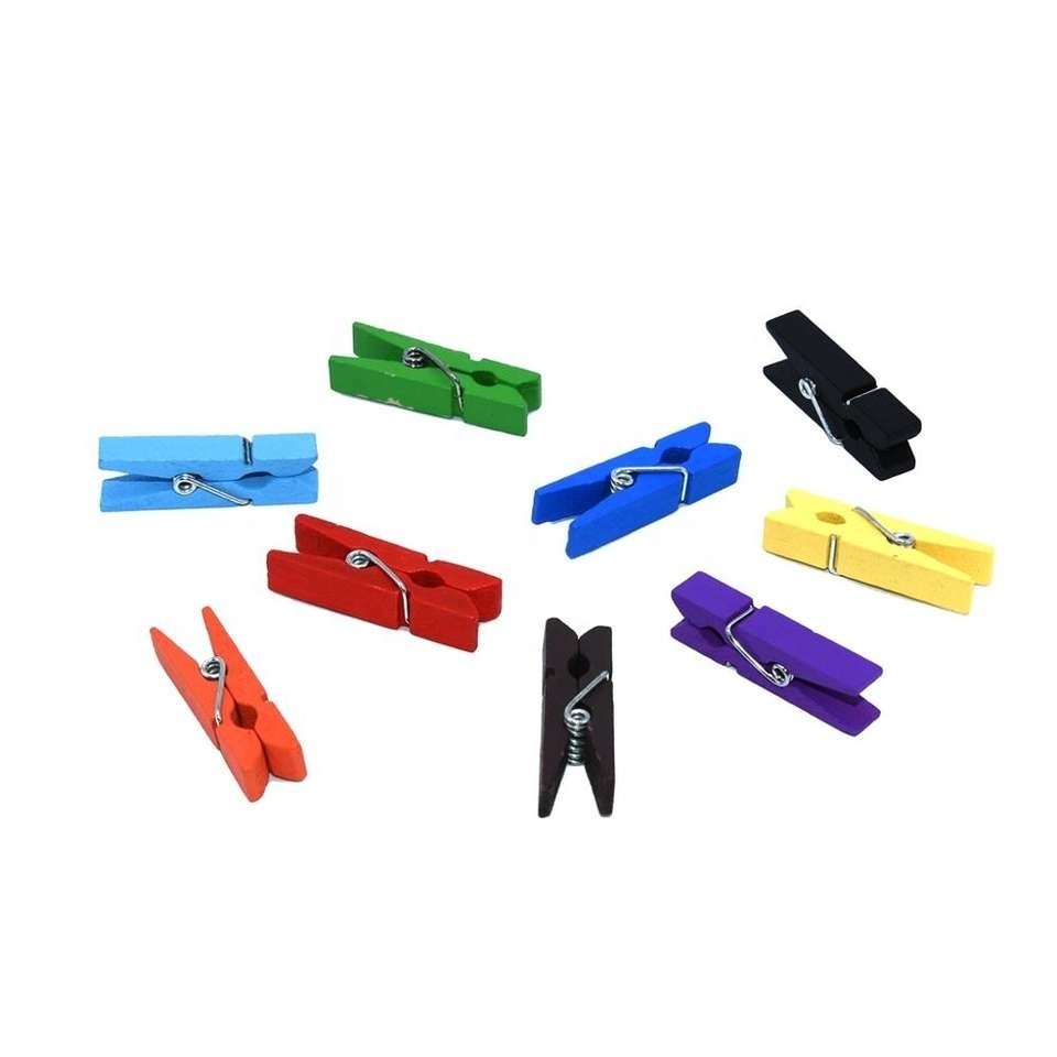 High Quality Colorful Durable Wooden Clothespins For Picture Clip Snack Bag Sealing Hanging Christmas Tree Ornaments