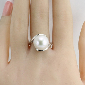 Factory Wholesale Cultured Large Freshwater Pearl Adjustable Ring Stainless Steel Silver Tone Open Ring