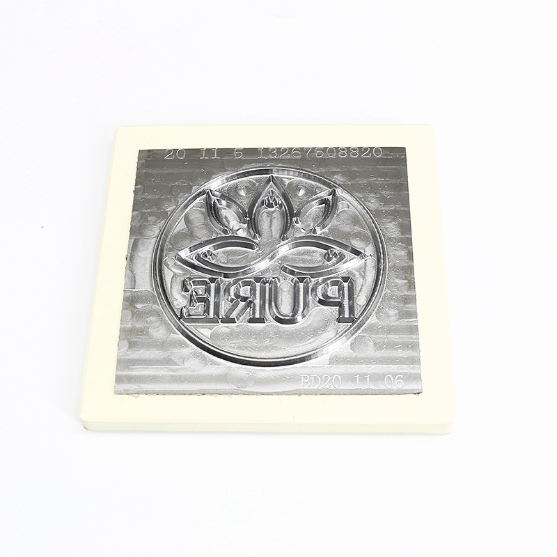 Custom Leather Upper Wooden Clothes Aluminum Plate Hot Stamping Die, High Frequency Stamp