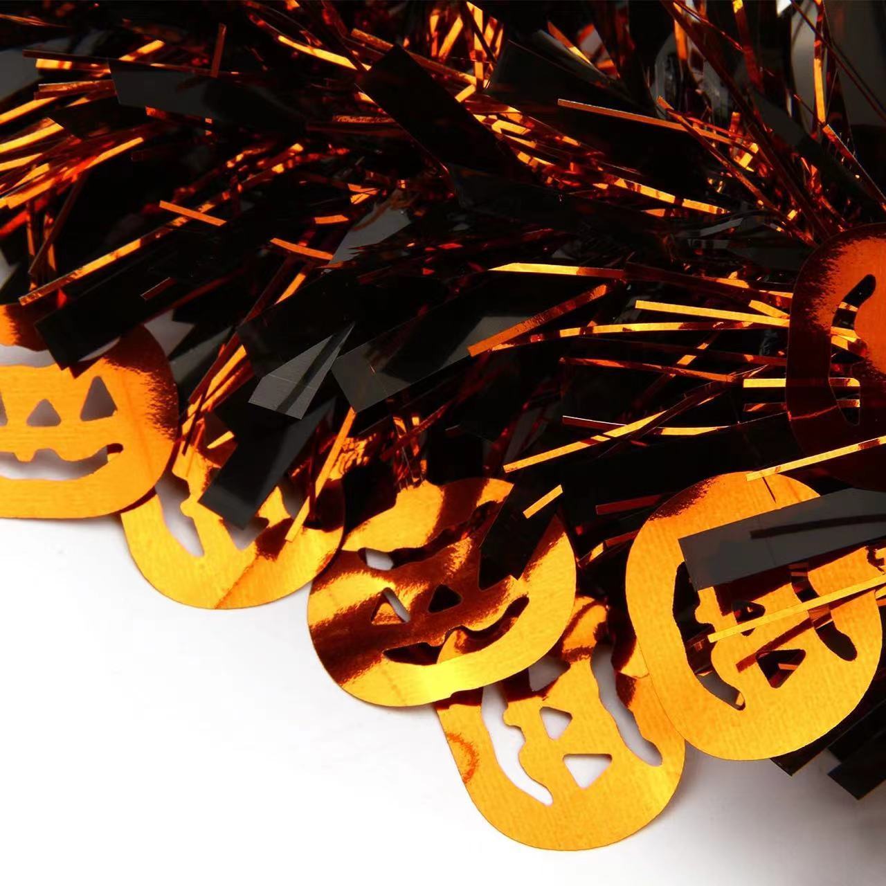 Factory Direct Supply Customized Artificial PVC Tinsel Garland With Pumpkin Face For Halloween Decoration