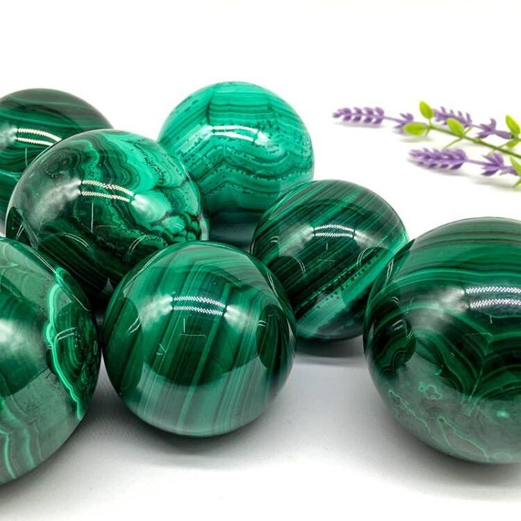 Wholesale New arrivals natural crystal polished green malachite spheres nice pattern malachite balls for decoration