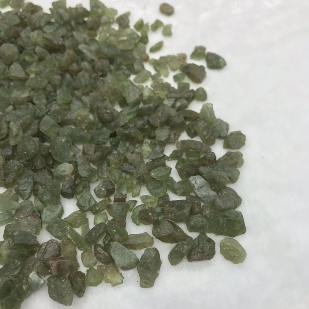 Raw Prehnite Stone Raw Crystal Stone and Gravel Bulk Tumbled Stones for Wholesale