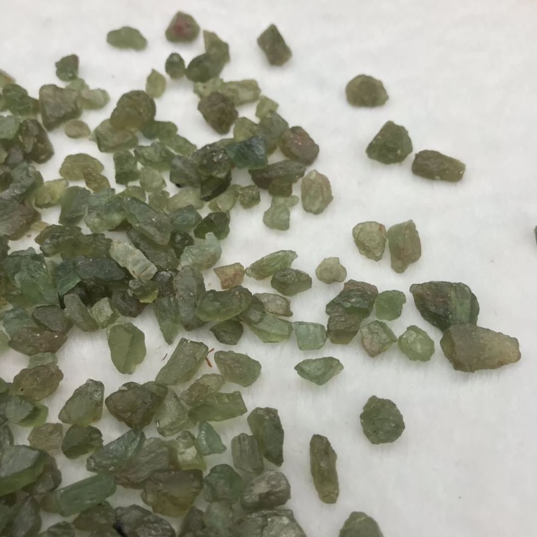 Raw Prehnite Stone Raw Crystal Stone and Gravel Bulk Tumbled Stones for Wholesale