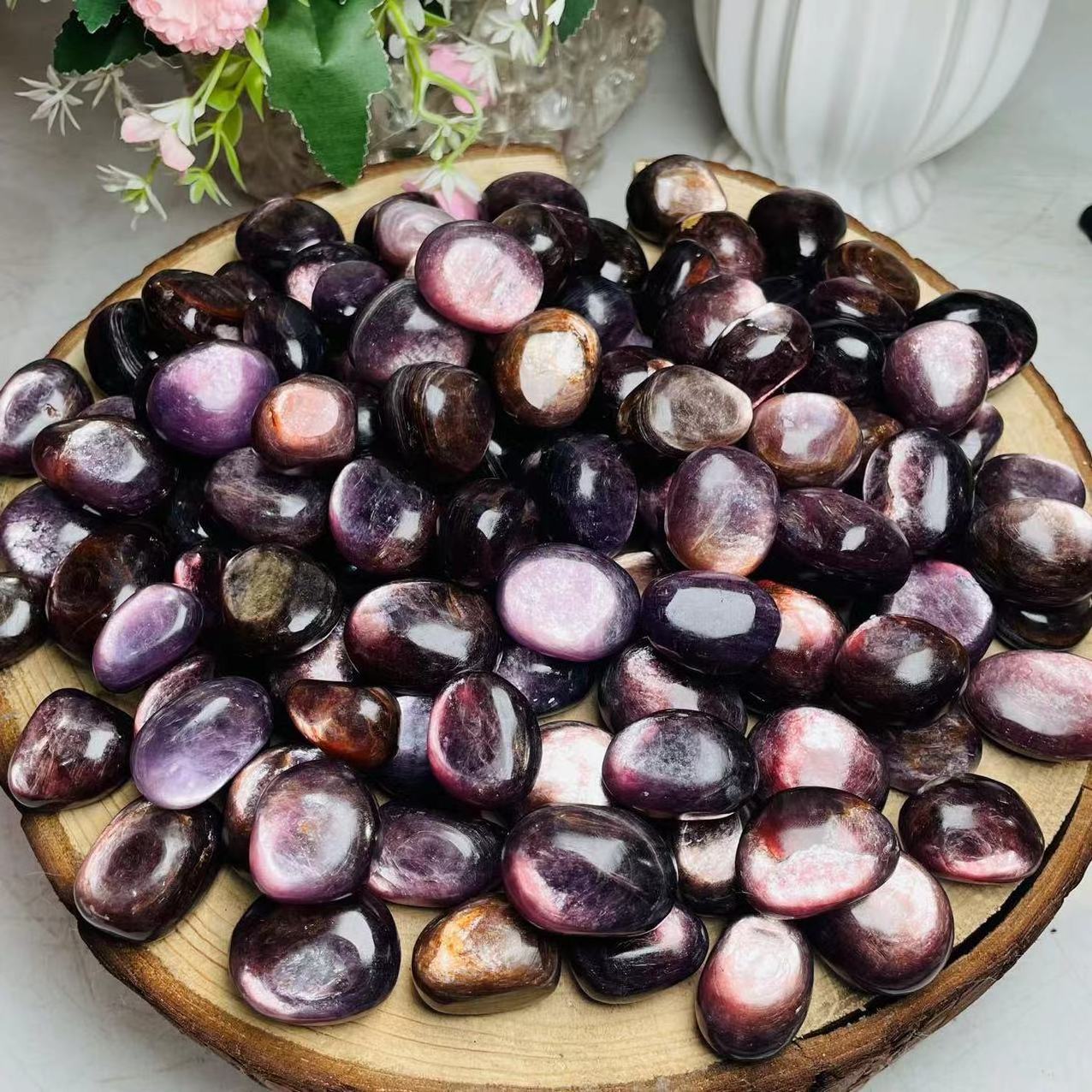 Wholesale Natural Macrobead Polished Crystals Healing Gemstones Purple Mica Tumble Stone