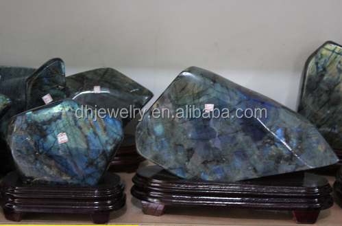 natural polished labradorite crystal stone for arts and crafts