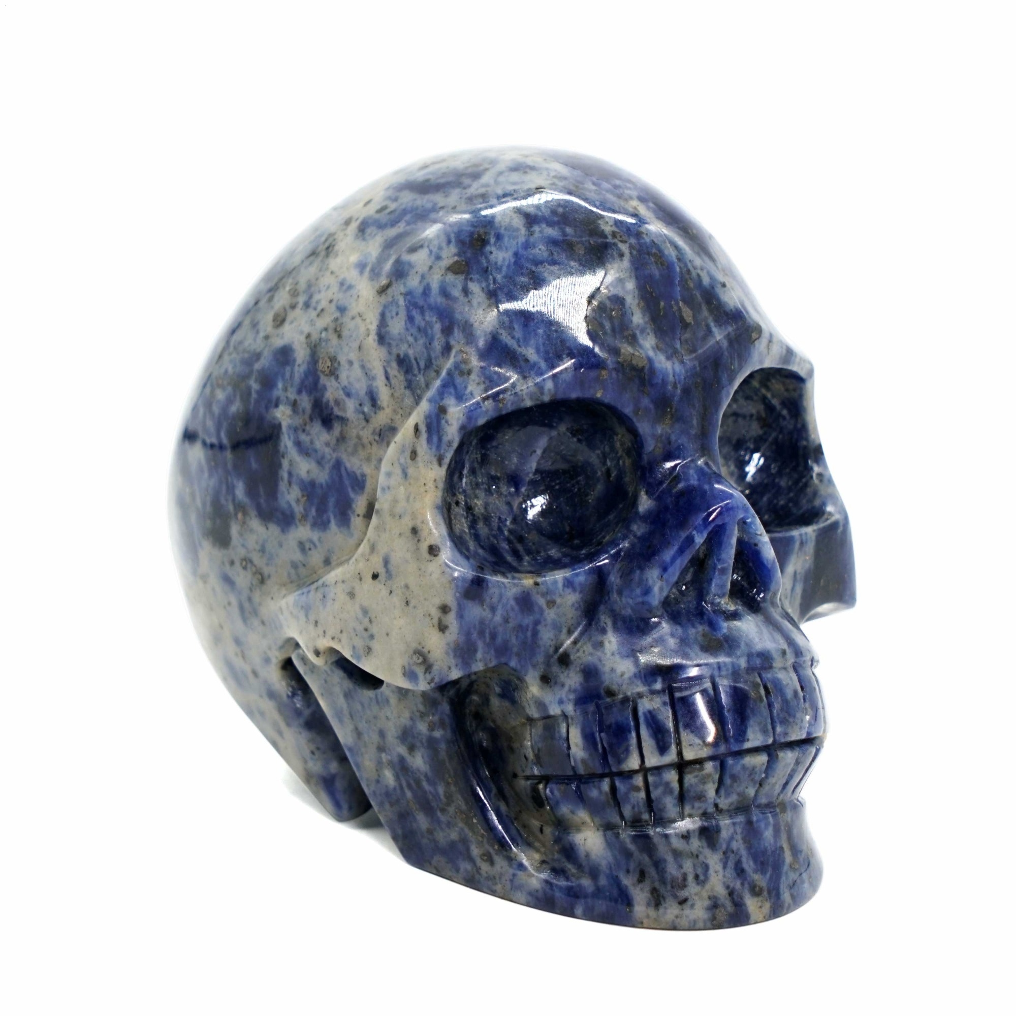 Wholesale natural gemstone folk crafts healing hand carved stone blue sodalite crystal skulls