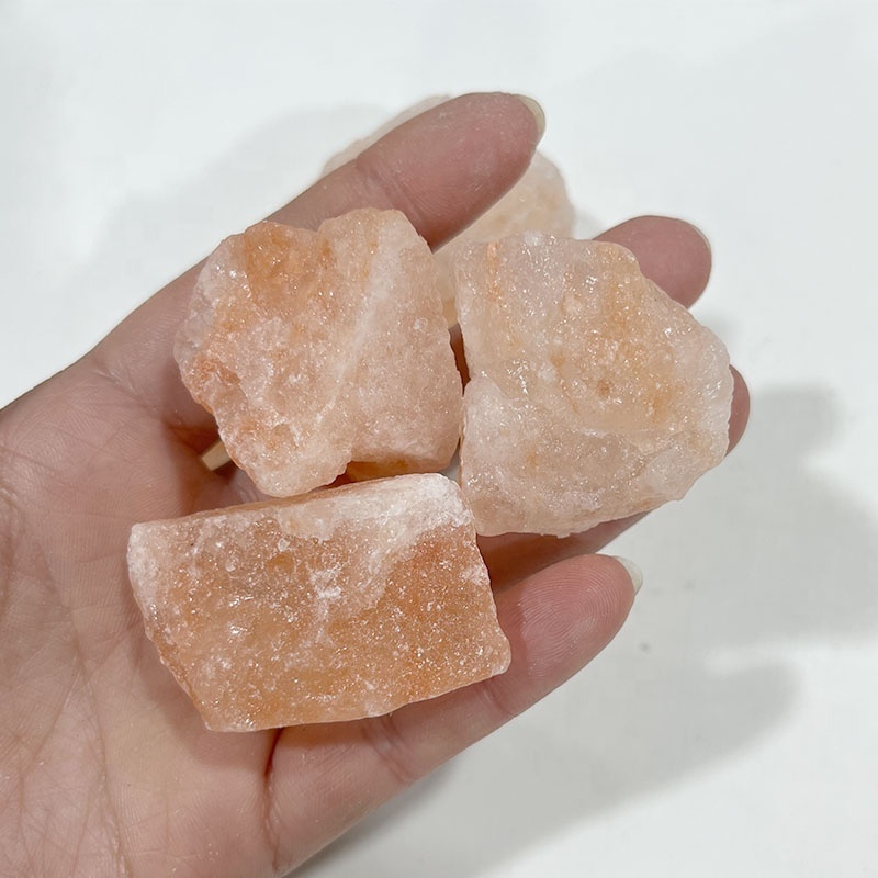 Wholesale sell Natural Rough Quartz Stone Himalayan Salt Stone Raw Crystal Stone For Healing