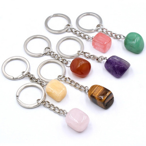 Natural Gemstone Tumbled stone Healing Crystal Rose Quartz Keyring Fashion Charm Crystal Pendant Holder Keychains for Gift