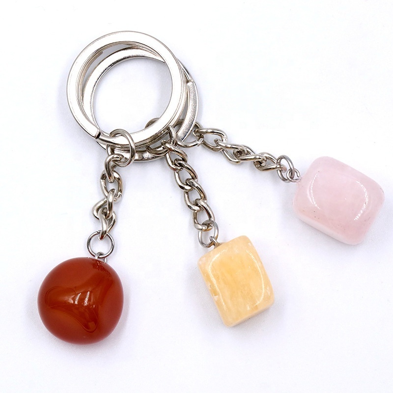 Natural Gemstone Tumbled stone Healing Crystal Rose Quartz Keyring Fashion Charm Crystal Pendant Holder Keychains for Gift