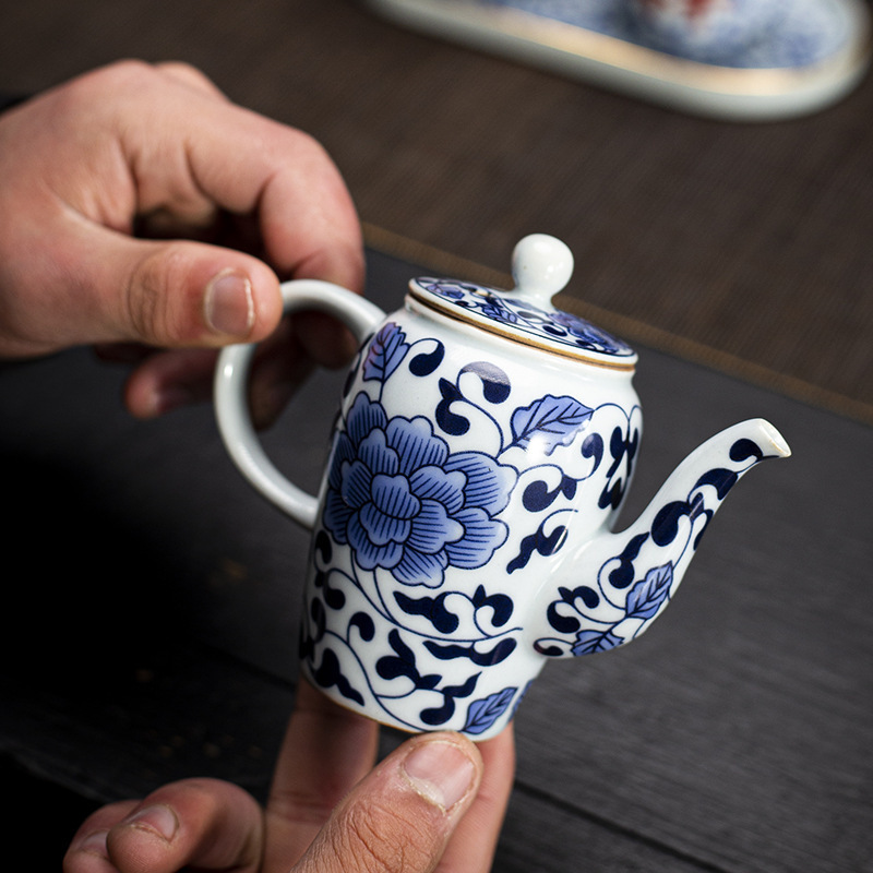 Blue and White interlock branch Lotus high-capacity pot Japanese porcelain kung fu tea set teakettle small single teapot