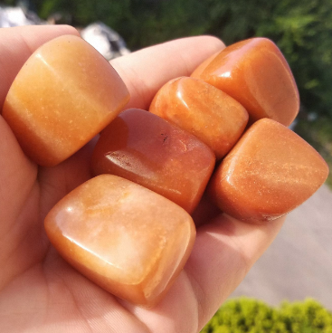 wholesale natural orange aventurine quartz gravel healing stone red aventurine crystal tumble stone for sale